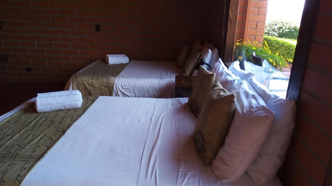 Finca Casa Loma Guest House El Penol  Ruang foto