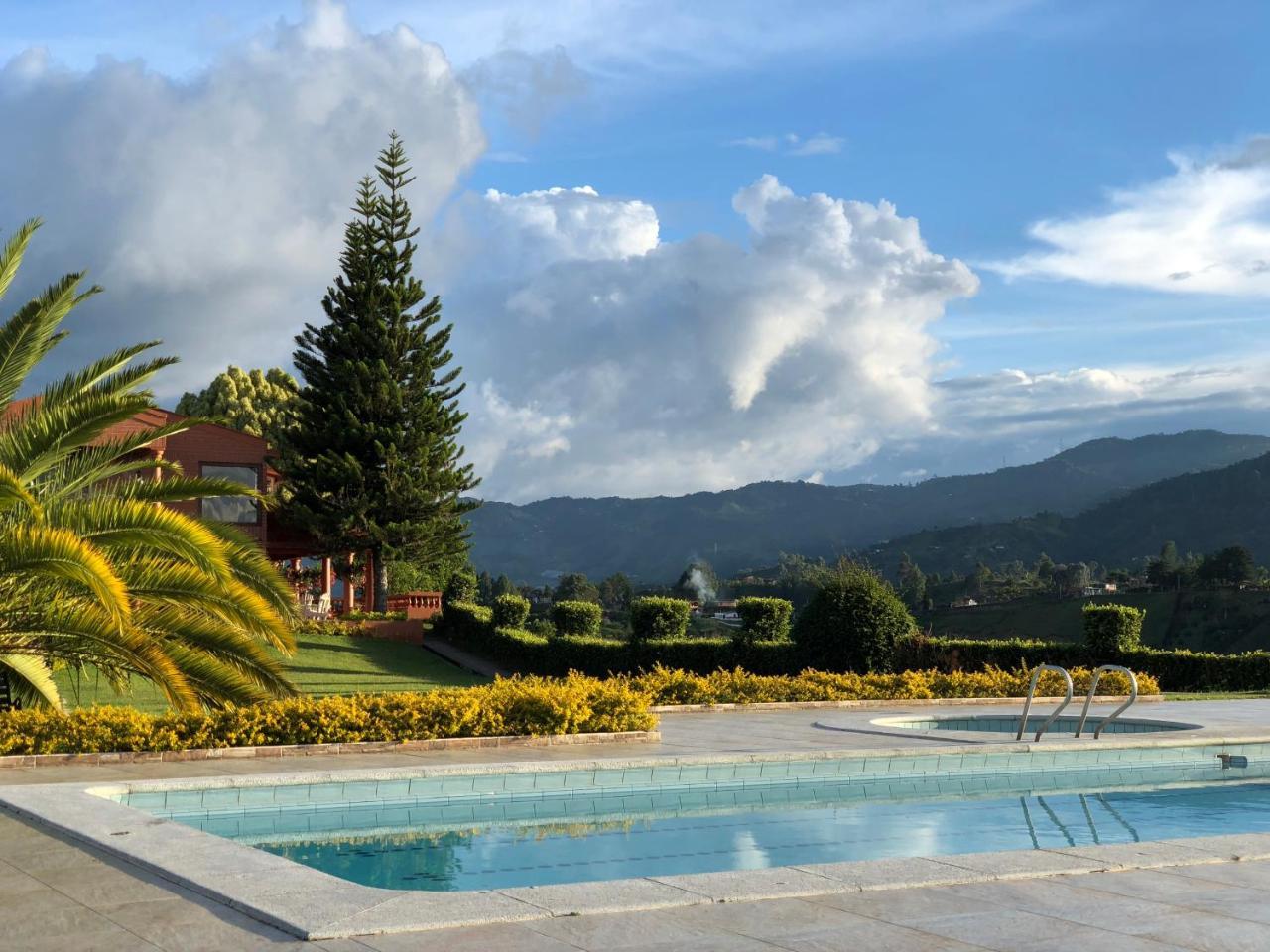 Finca Casa Loma Guest House El Penol  Bagian luar foto